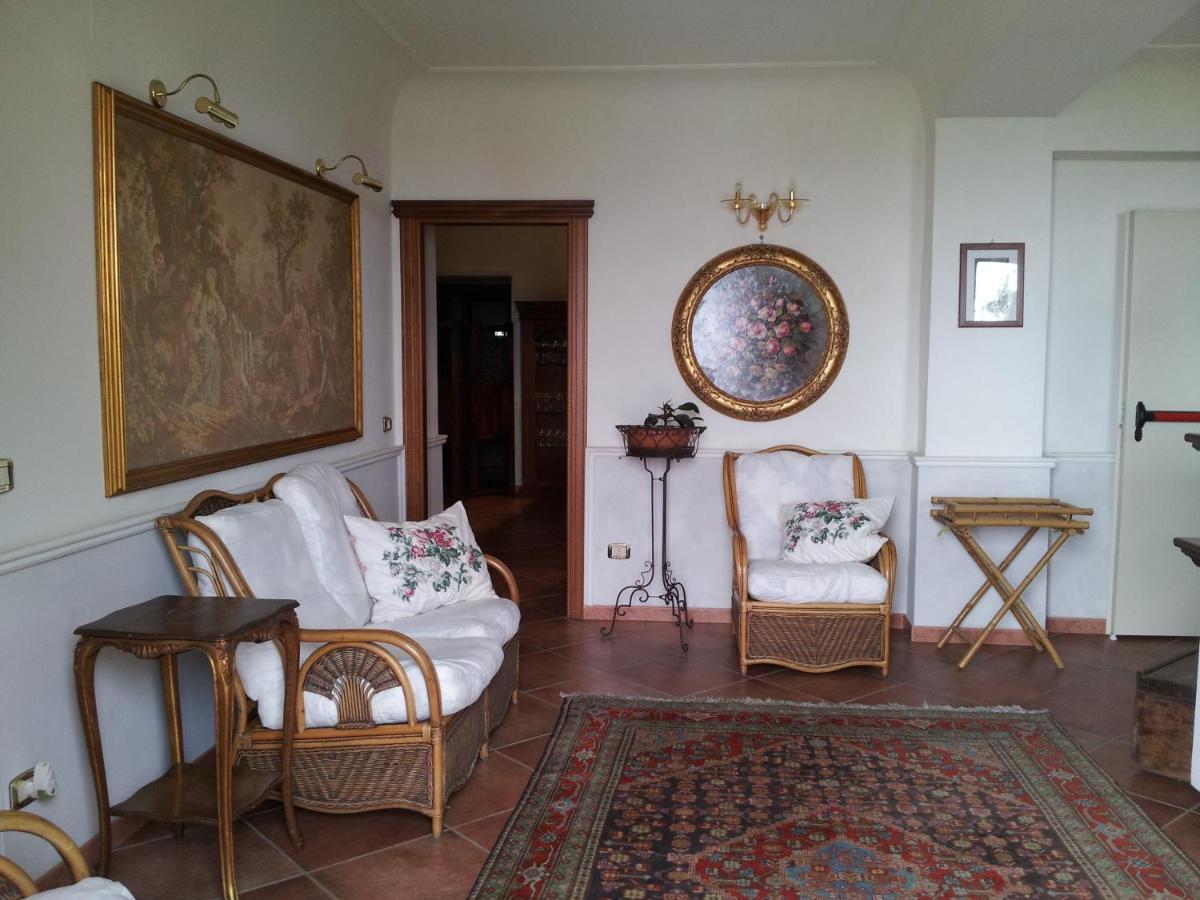 Hotel Villa Cerelis Diamante Bagian luar foto