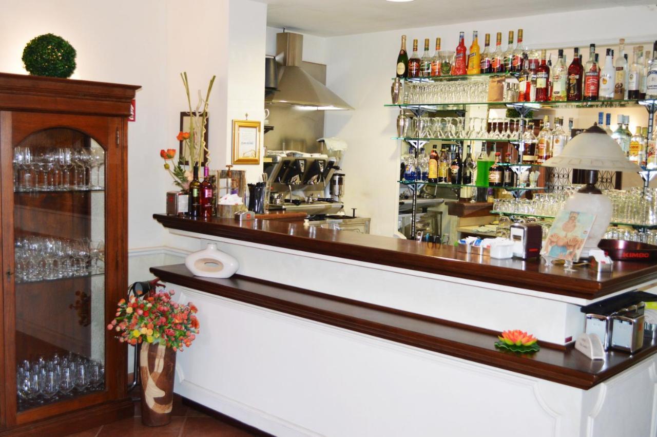 Hotel Villa Cerelis Diamante Bagian luar foto