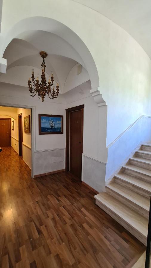 Hotel Villa Cerelis Diamante Bagian luar foto