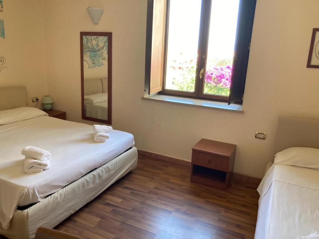 Hotel Villa Cerelis Diamante Bagian luar foto